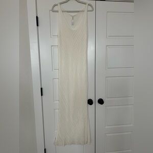 Sofia by Sofia Vergara Cream knit cover up dress